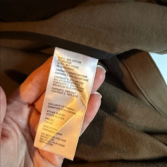 Blanc Noir Army Green and Black Jacket - Picture 8 of 8